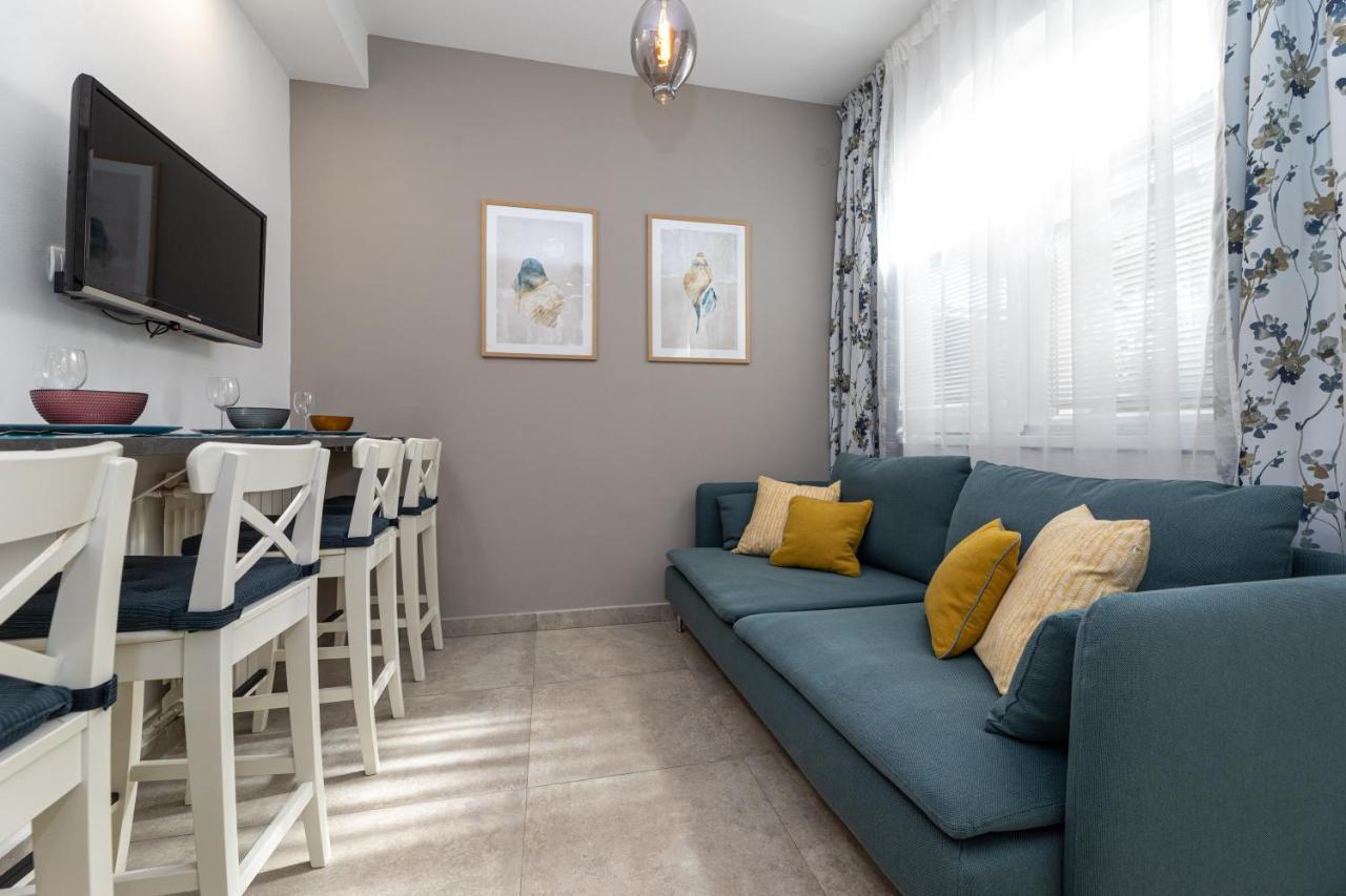 Apartment Pansion Tina *