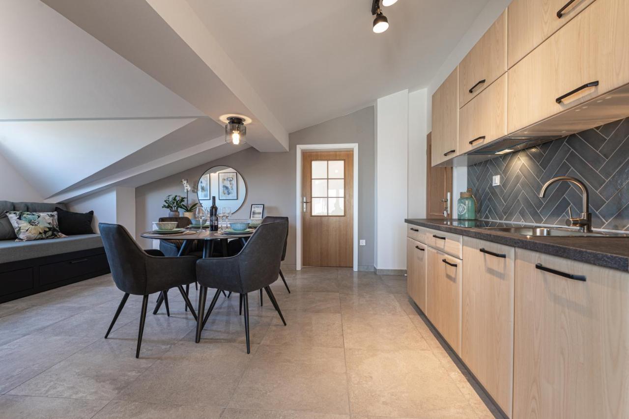 Apartment Pansion Tina *