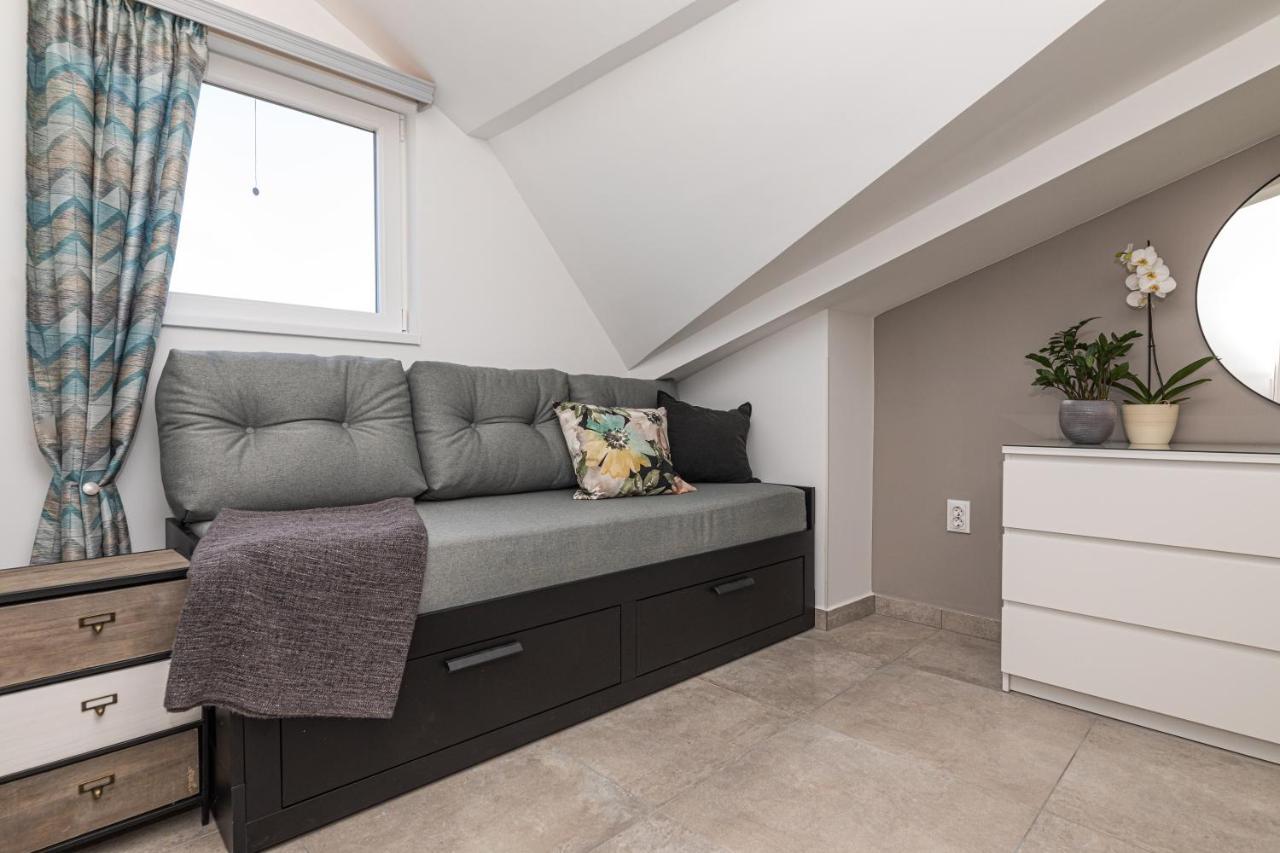 Apartment Pansion Tina Šilo