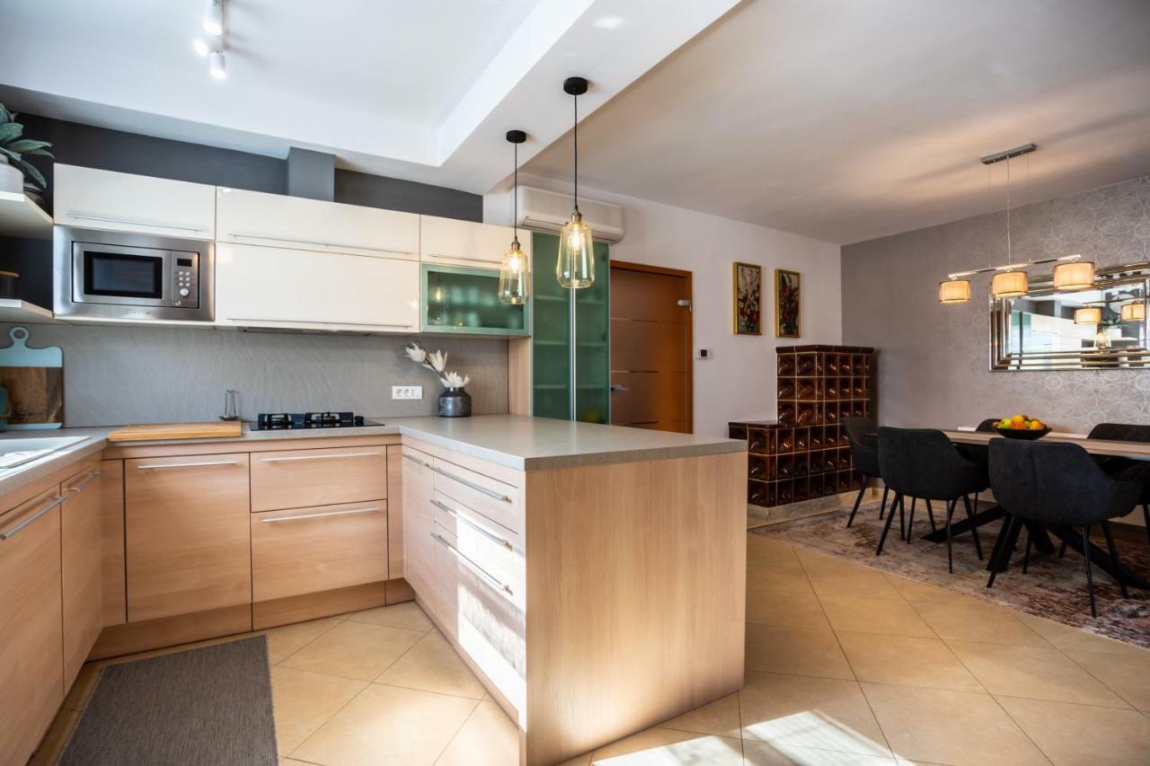 Apartment Pansion Tina